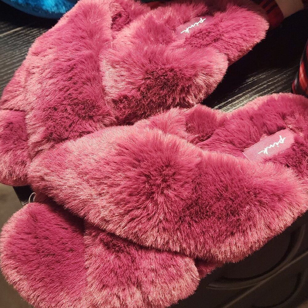 Pink Victoria secret slippers